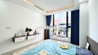 CĂN HỘ STUDIO FULL NỘI THẤT MỚI - CỬA SỔ LỚN - KHU SÂN BAY