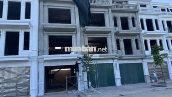 Chính chủ cần bán nhà xây thô hoàn thiện mặt tiền Chợ Đầu Mối Phía Tây