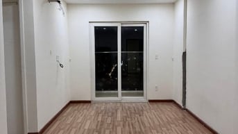 Cho thuê căn hộ DR hướng Nam 2WC2PN nhà mới, căn góc yên tĩnh.