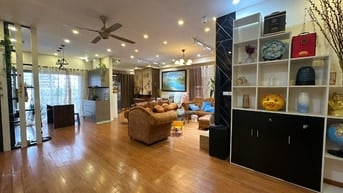 Nhà Chính Chủ Có Căn Hộ 3 Ngủ Mễ Trì Thượng Bán Giá Tốt 