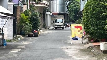 Nhà dt80m2 đúc 2 lầu 4pn hẻm 7m Lũy Bán Bích, Q . Tân Phú