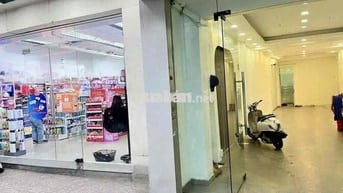 CHO THUÊ NHÀ NỞ HẬU 8m MT CÁCH MẠNG THÁNG 8, QUẬN 3 (2 lầu 6PN)