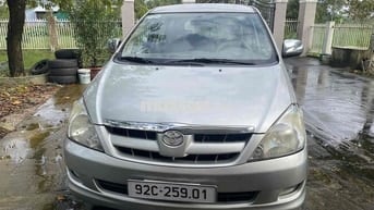Toyota Innova 2008 G - 89000 km