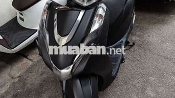 Xe lead bản sơn đen nhám, đăng ký cuối 2022