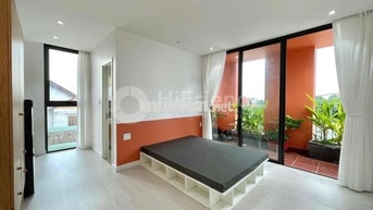 CHO THUÊ CHDV FULL NỘI THẤT BAN CỘNG RỘNG THOÁNG TÔNG ĐỎ CHO NUÔI PET