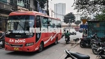 CHO THUÊ NHÀ PHỐ GIẢI PHÓNG, CẠNH BẾN XE GIÁP BÁT, 300M2 ST