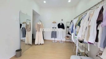 Quang Trung P10 Gần Siêu Thị VinCom 63M² Ngang 5m 4Tầng 6Phòng Ngủ