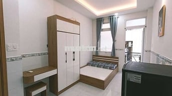 CHÍNH CHỦ CHO THUÊ PHÒNG BAN CÔNG - FULL NỘI THẤT - MÁY GIẶT RIÊNG