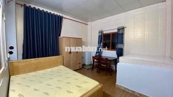 CHO THUÊ PHÒNG MÁY LẠNH FULL NỘI THẤT GẦN ĐẠI HỌC CÔNG NGHIỆP