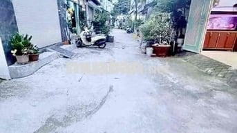 Bán Nhà lô góc , h4m, Gần chợ Tân Hương, Dt 35m2- Nhỉnh 3 tỷ xíu