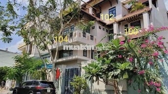 Cho thuê biệt thự đẹp, rộng, thoáng ở Q6