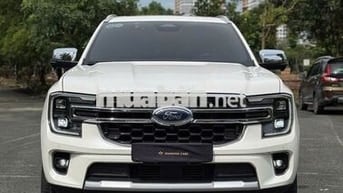 Ford Everest 2023 Titanium Plus 2.0L 4x4 AT