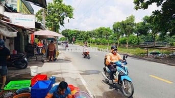 Mặt bằng kinh doanh mặt tiền Trần Xuân Soạn, Quận 7