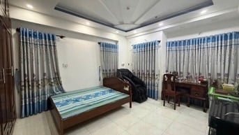 NHÀ BÁN QUANG TRUNG P.8 VÀO 1 TRỤC