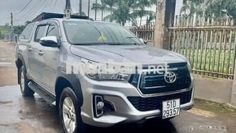 Toyota Hilux 2019 Số tự động Bạc