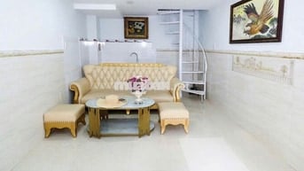 Hẻm rộng sát MT Nguyễn Hữu Cảnh BT , 3 x 6 , 2 lầu , 2PN đủ nội thất