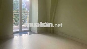 Phòng ban công Cityland center hill 40m2,  wc riêng, nt đầy đủ