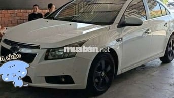 Chevrolet Cruze 2010 Trắng. hỗ trợ vay