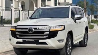 Toyota Land Cruiser LC300 2023 3.5 V6 - 21000 km