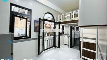 🔥PHÒNG GÁC BAN CÔNG SANG XỊN MỊN MÁY GIẶT RIÊNG NẰM NGAY CẦU CÔNG LÝ