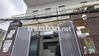 BÁN NHÀ 3 LẦU VÀ 1 LỬNG, 4 PHÒNG NGỦ, ĐƯỜNG NGUYỄN THỊ THẬP. QUẬN 7