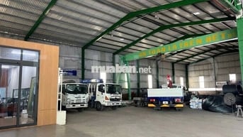 kho xưởng 800 m² có PCCC, cẩu trục 5 tấn và trạm điện, lộ Container