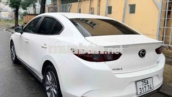 Mazda 3 2023 1.5L Luxury - 39000 km