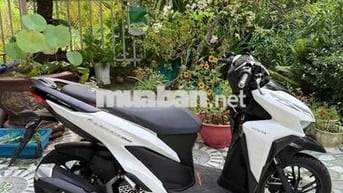 Vario 150 trắng 2019