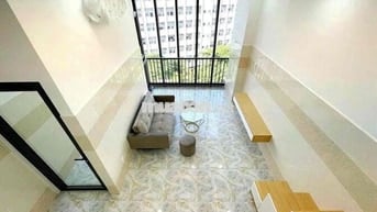 CHO THUÊ CĂN HỘ GÁC LỬNG, CỬA SỔ LỚN THOÁNG ĐẸP NGAY GẦN SVĐ PHÚ THỌ