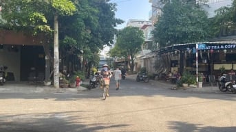 Bán nhà cấp 4 Dt 7x19m góc 2 MT đường 14A khu cư xá ngân hàng Quận 7