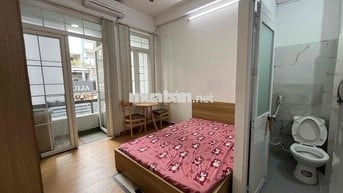 ‼️PHÒNG BAN CÔNG TÁCH BẾP FULL NỘI THẤT NGAY NGÃ TƯ PHÚ NHUẬN‼️