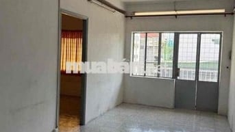 CC Hoàng Hoa Thám lầu 3 thang bộ 2PN