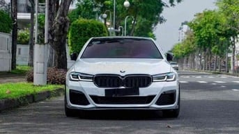 BMW 5 Series 2022 520i M Sport - 38000 km