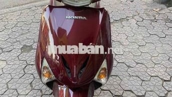 Honda Lead màu Đỏ mận. mâm sao biển