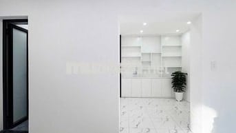 Mặt ngõ kinh doanh Trường Chinh, MT 5m, ô tô đỗ cửa, 20m ra ngã tư