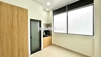 KHAI TRƯƠNG PHÒNG CỬA SỔ GẦN NHÀ GA T3 - ETOWN