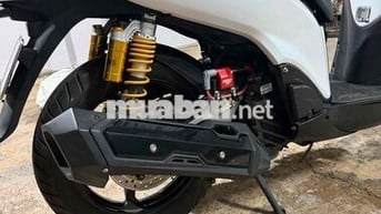 cần bán sh 150 2016 smakey .lên full áo ý.đồ chơi