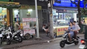 Nhà mặt tiền đường Lý phục man quận 7 