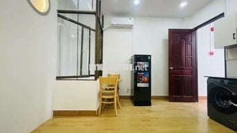 Phòng chỉ 5 triệu có máy giặt riêng và 2 cửa sổ trời ngay XVNT