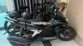 Xe tay ga Honda Air Blade đời 2007, đã thay dàn áo