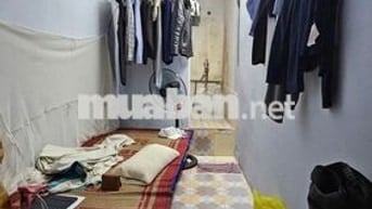 Phòng vskk có giường tủ giá 1200k tại 322 mỹ đình