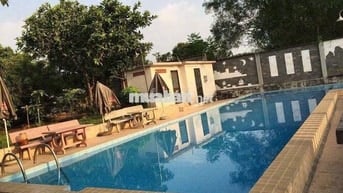 Biệt thự vườn 2.700m² Tân Thông Hội, Củ Chi - Giá thuê rẻ 20Tr, hồ bơi