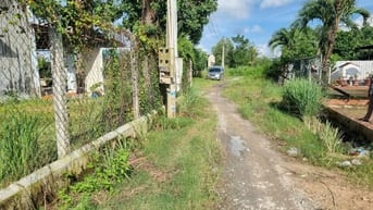 Hơn 1400m2 đường bê tông thông. Có thổ. 850tr 