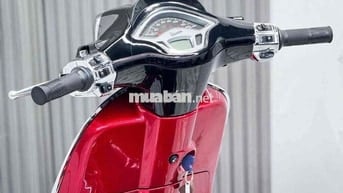 Piaggio Vespa Sprint 150 2023 Đỏ 2700 km