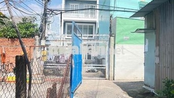 NHÀ HẺM ÔTÔ SÁT GẦN QUỐC LỘ 50 CHỈ-15 M GIÁ NHỈN 5 TỶ