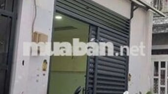 Nhà 2 tầng _ khu an ninh sạch sẽ _ đường trước nhà 4 m