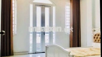 phòng như hình có ban công full nội thất,riêng biệt,36 an phú đông q12