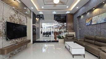 SIÊU PHẨM NHÀ 3 TẦNG FULL NỘI THẤT – ĐẶNG HUY TÁ – 85M²