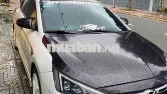 Hyundai Elantra 2019 Sport 1.6 AT - 134000 km