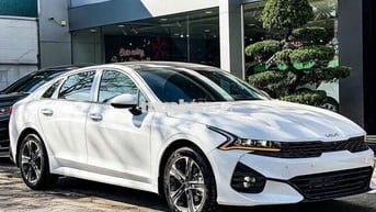 Kia K5 2.0 Premium Vin 2024 mới 100% giảm 85 triệu